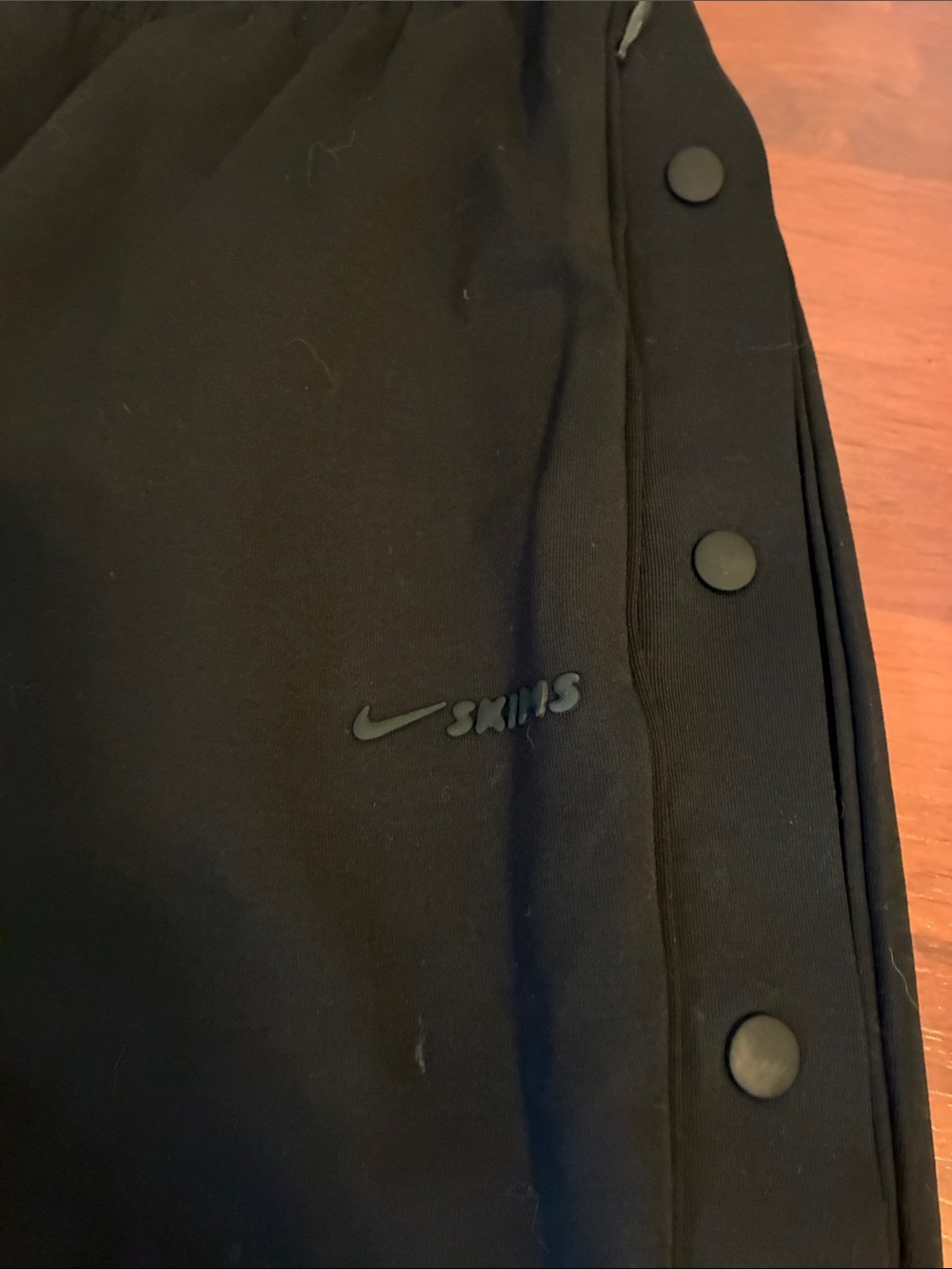 SKIMS x Nike button track pants - Picture 6 of 8